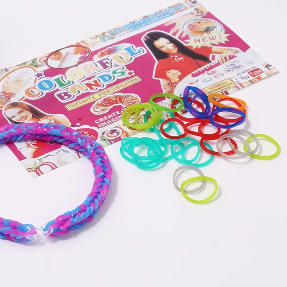 Набір гумок для в'язання яскравих браслетів у пластиковому контейнері, сет №1 Кам'янець-Подільський