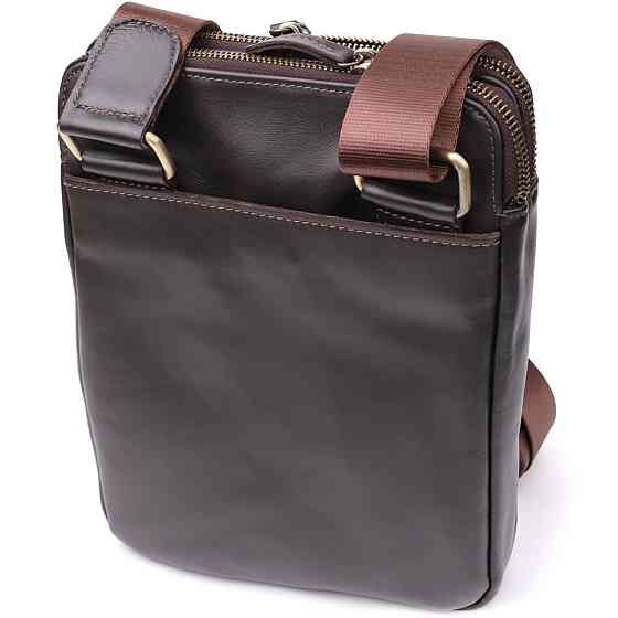 Вертикальна чоловіча сумка через плече із гладкої натуральної шкіри Shvigel 20868_1 Коричневий Київ