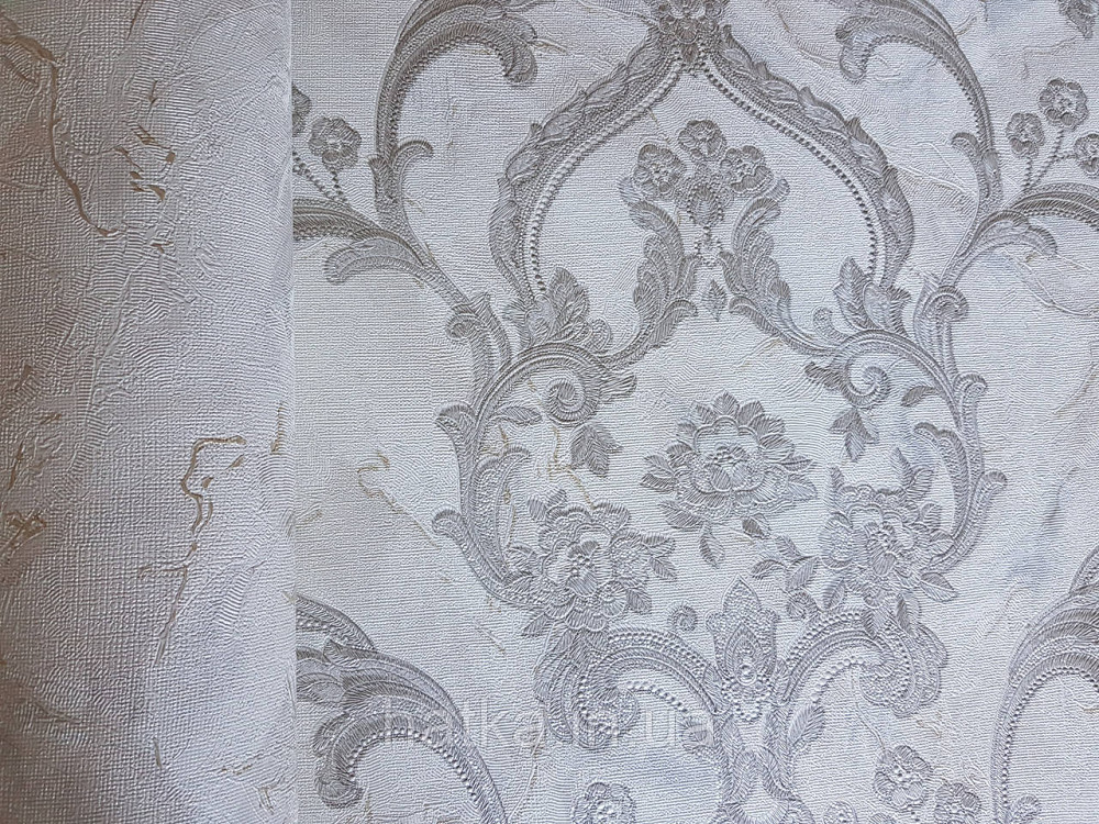 Шпалери метрові вінілові на флізелін Grandeco Poem вензелі структурні сріблясті на бежево сіро білому Київ - фото 2