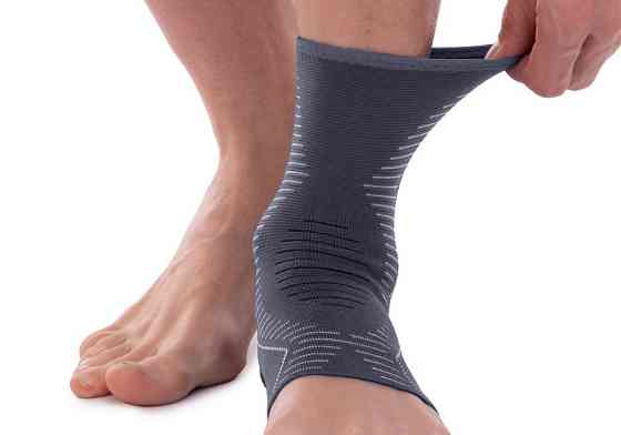 Бандаж на гомілкостоп EasyFit фіксатор еластичний розмір L-XL Коломия