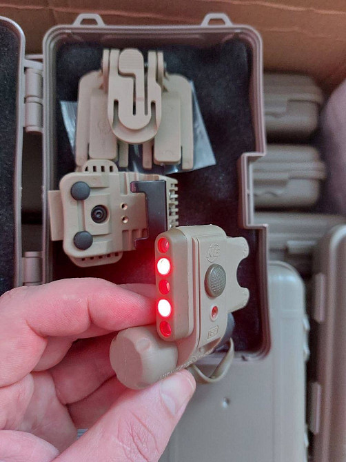 Тактичний ліхтарик на шолом (біле та червоне світло) Койот Вінниця - фото 5