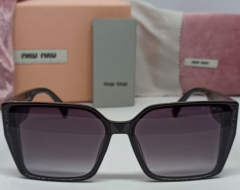 Брендові жіночі окуляри чорні з темно-сірим логотипом градієнт 11031 Київ - фото 7