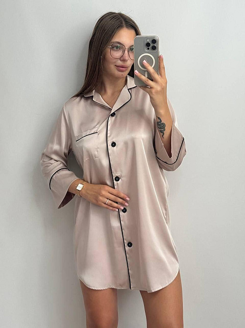 Жіноча нічна сорочка подовжена шовкова XL Світлий Бежевий Харків - фото 3