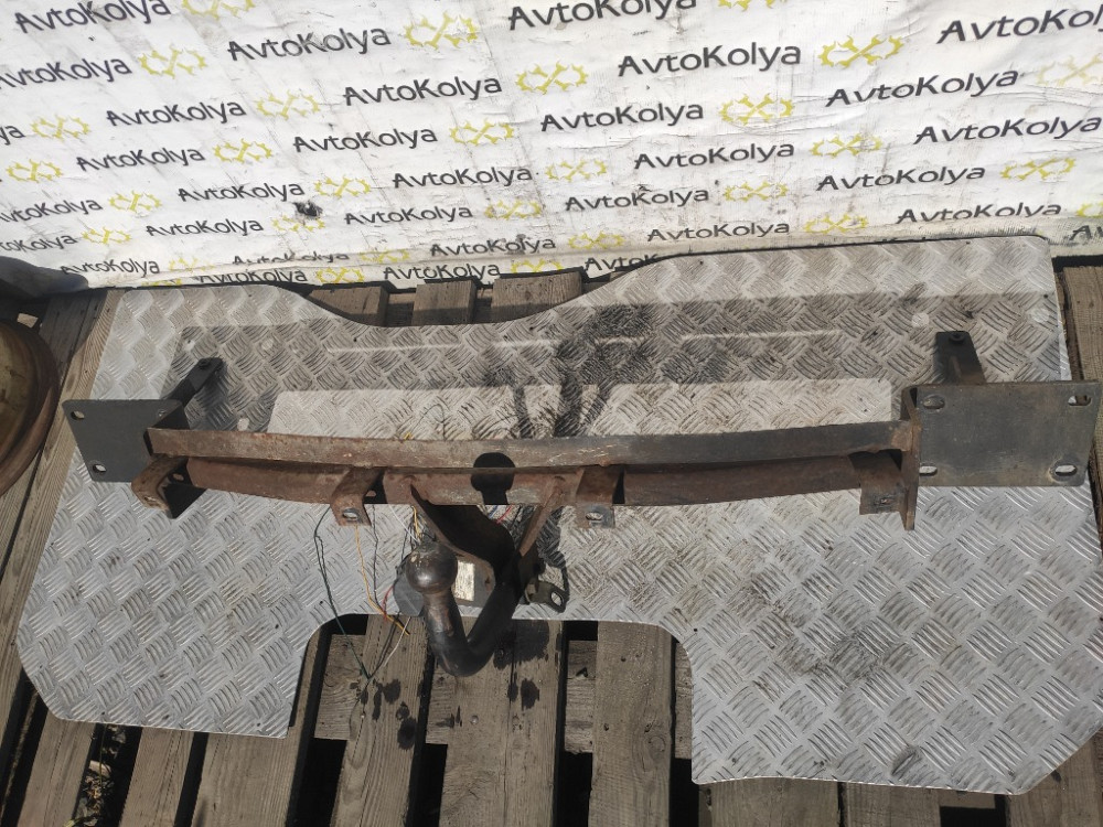 Фаркоп VW Touran 2004-2010 Ковель - фото 2