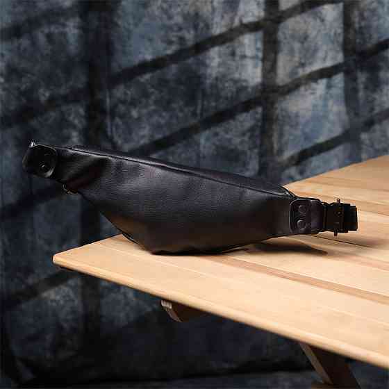 Сумка бананка для мужчин из гладкой натуральной кожи Shvigel 23134 Черный Киев