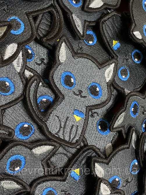 Шеврон милый котик (Форма контурна. На липучке) Размер 8x6.5см Киев - изображение 3