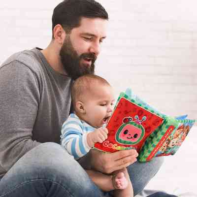 Розвиваюча іграшка CoComelon Feature Roleplay Музична плюшева книга (CMW0025) Вінниця