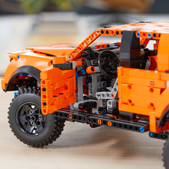 Конструктор Technic Ford F150 Raptor (42126), 1379 деталей совместимый с lego лего форд раптор Запорожье - изображение 5