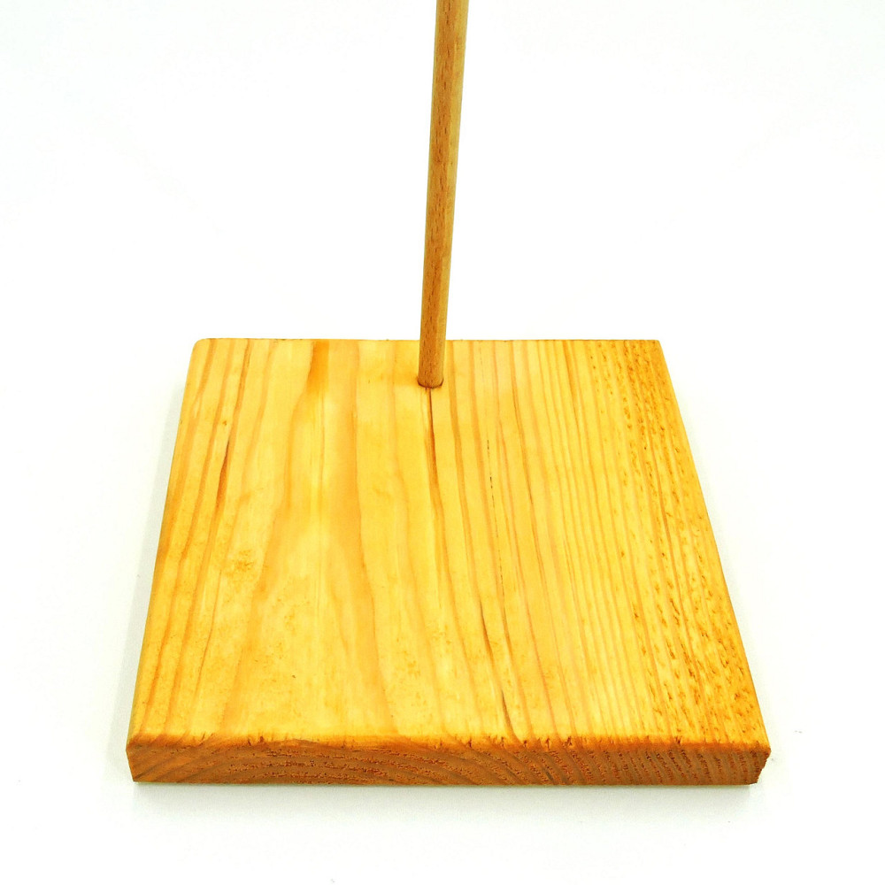 Подставка для кукол 