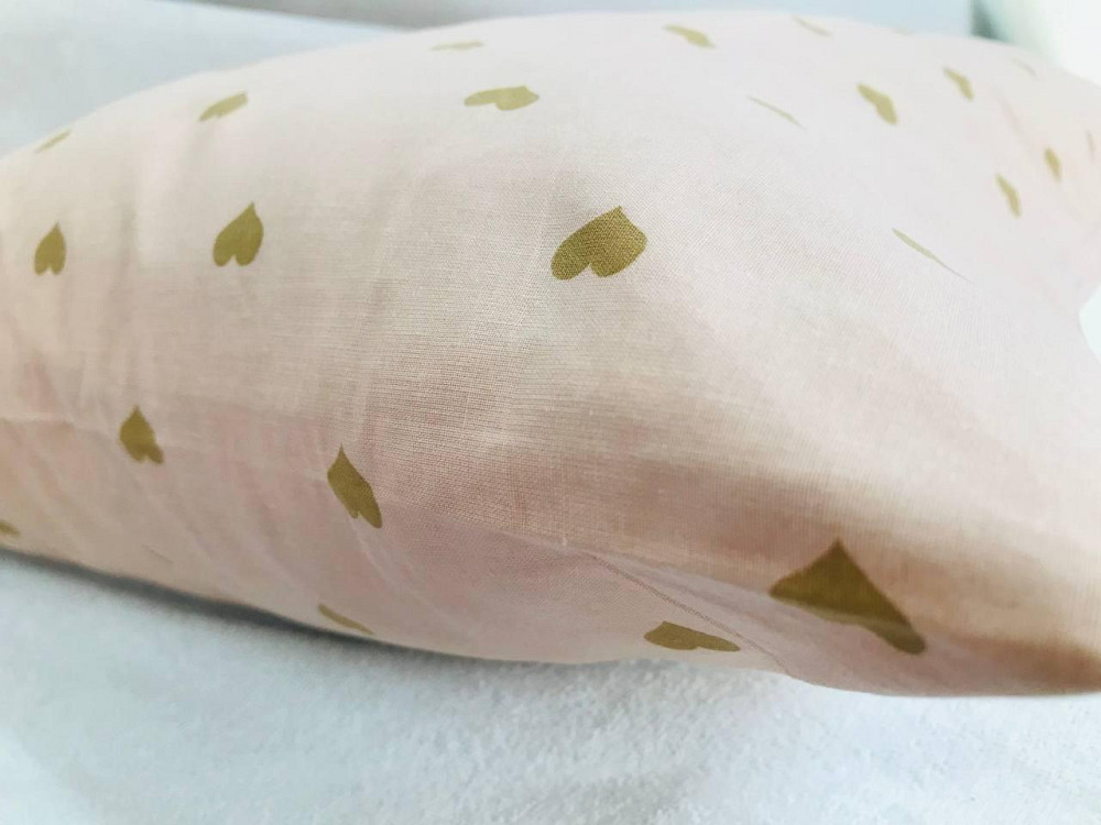 Наволочка Ecotton 40х60 із бязі кремового кольору із сердцями Коломия - фото 2