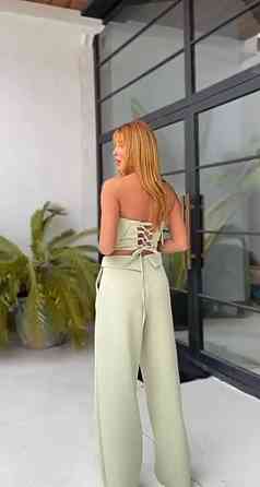 Жіночий стильний брючний костюм-двійка: топ і штани костюмка Оливка, 46/48 Одеса