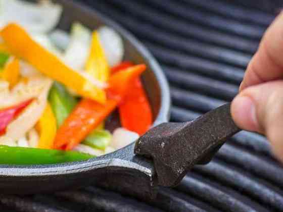 Чугунная сковорода с подставкой Napoleon 56003 Код: 003951 Ровно