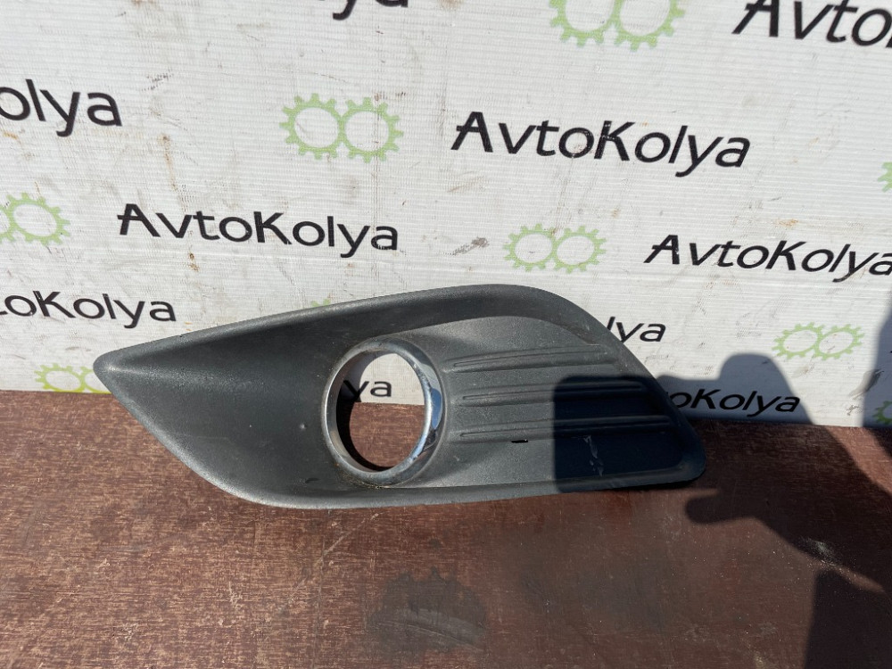 Рамка протитуманної фари ліва Ford Focus 2008-2010 (8M51R-19953-AEW) Ковель - фото 2