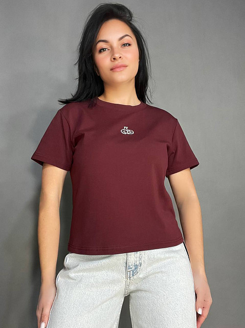 Футболка жіноча A-N 911-20 середня довжина вишня камінчики one size, бордовий, one size Київ - фото 1