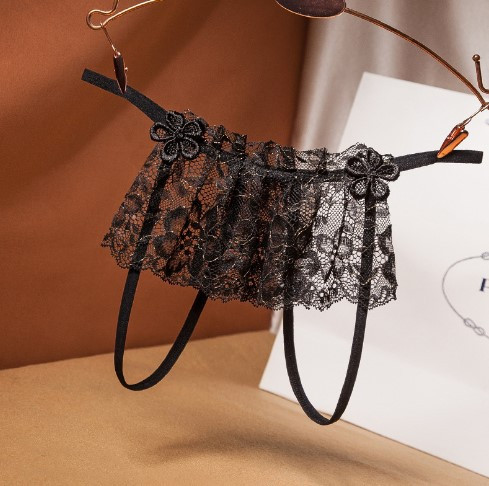 Трусики с дыркой кружевные универсальный черный Киев - изображение 1