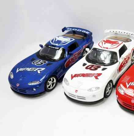Машинка KINSMART Dodge Viper GTSR (синяя) Киев