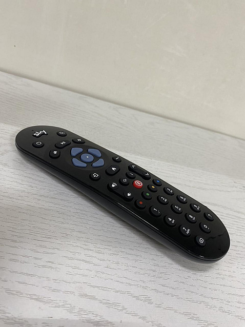 Б/В Голосовий пульт дистанційного керування Sky Q SKY135, оригінальний ІЧ-пульт для Sky Q 1TB/2TB та Sky Q Mini, голосовий пошук Київ - фото 2