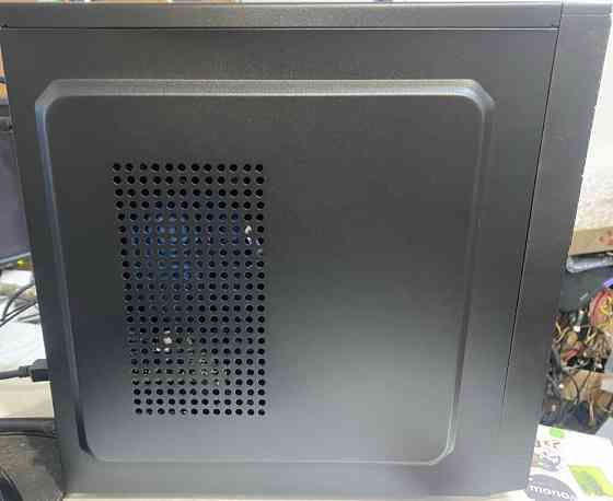 Игровой Системный Блок Intel Core i3 8100/ DDR4 8Gb
/ SSD 120Gb. Киев