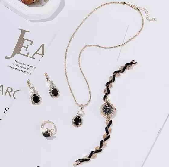 Подарочный набор для женщин Косичка наручные часы кольцо ожерелье и серьги без коробки черный Киев