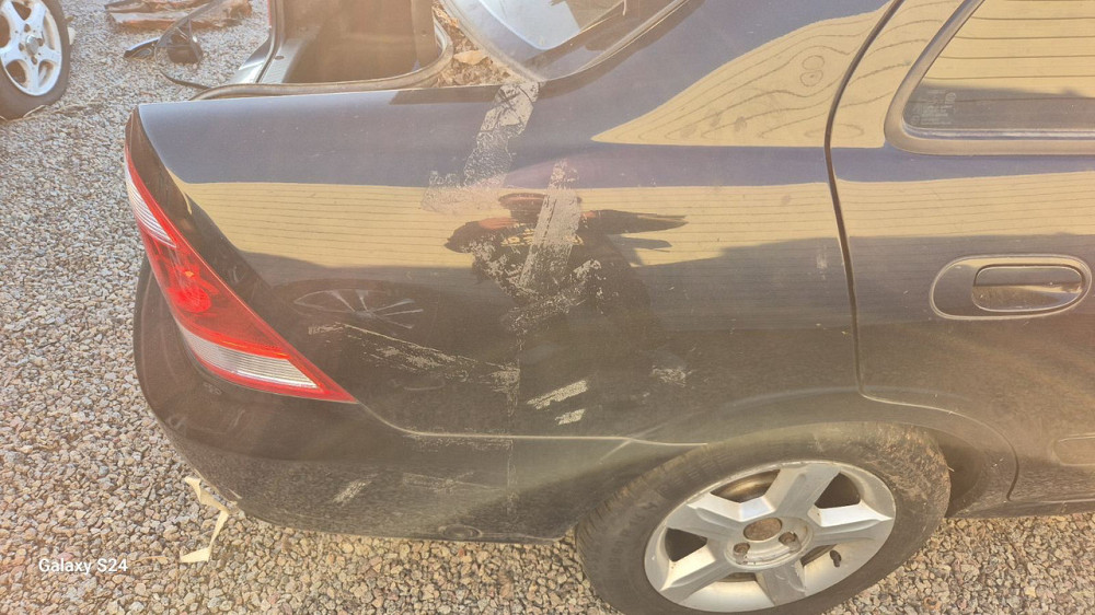 Заднее крыло для Nissan Almera Classic 2006–2012 годов. Киев - изображение 1