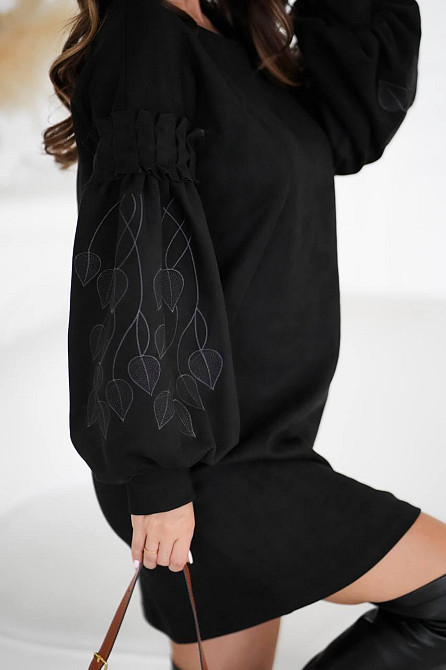 Женское замшевое платье с вышивкой 42-44, Черный Одесса - изображение 3