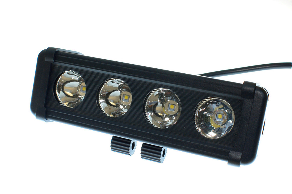 Світлодіодна фара AllLight D-40W 4chip CREE spot 9-30V нижній кріплення Харків - фото 1