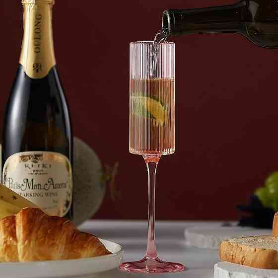 Бокал для шампанского и игристых вин 165 мл, 1 шт,многоразовый, пластиковый,прочный для вина и напитков прозрачно-розовый Каменец-Подольский