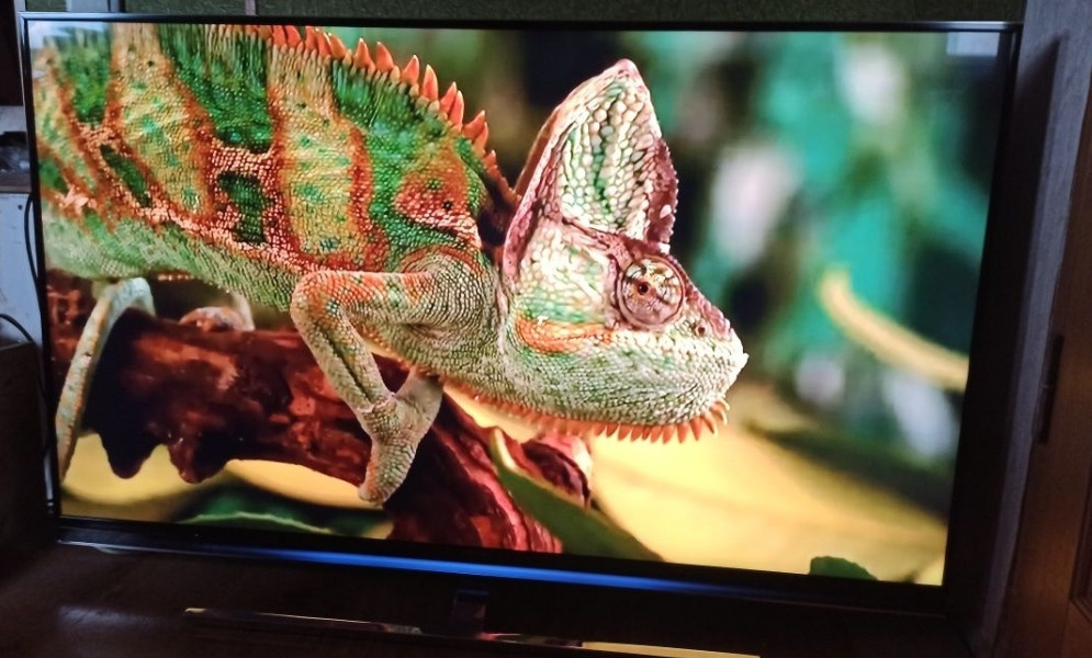 Телевизор Panasonic TX- 55ASW904 премиум класса Киев - изображение 4