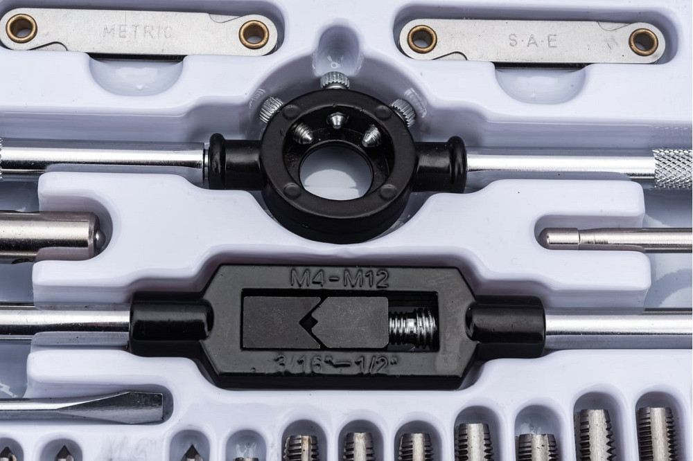 Набір мітчиків та плашок метричний та дюймовий 60 предметів JBC-M060-3 Одесса - изображение 4