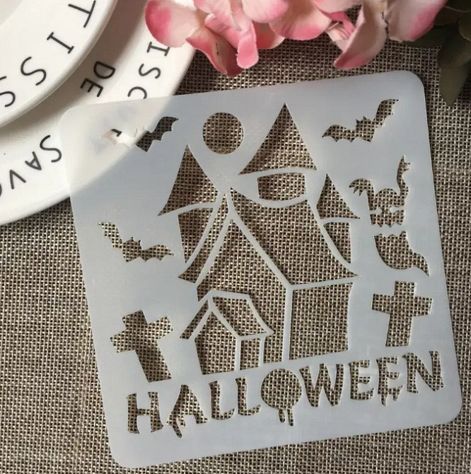 Трафарет для торта на Хелловін Замок із кажанами та написом Halloween кондитерський шаблон для декору випічки Київ - фото 3