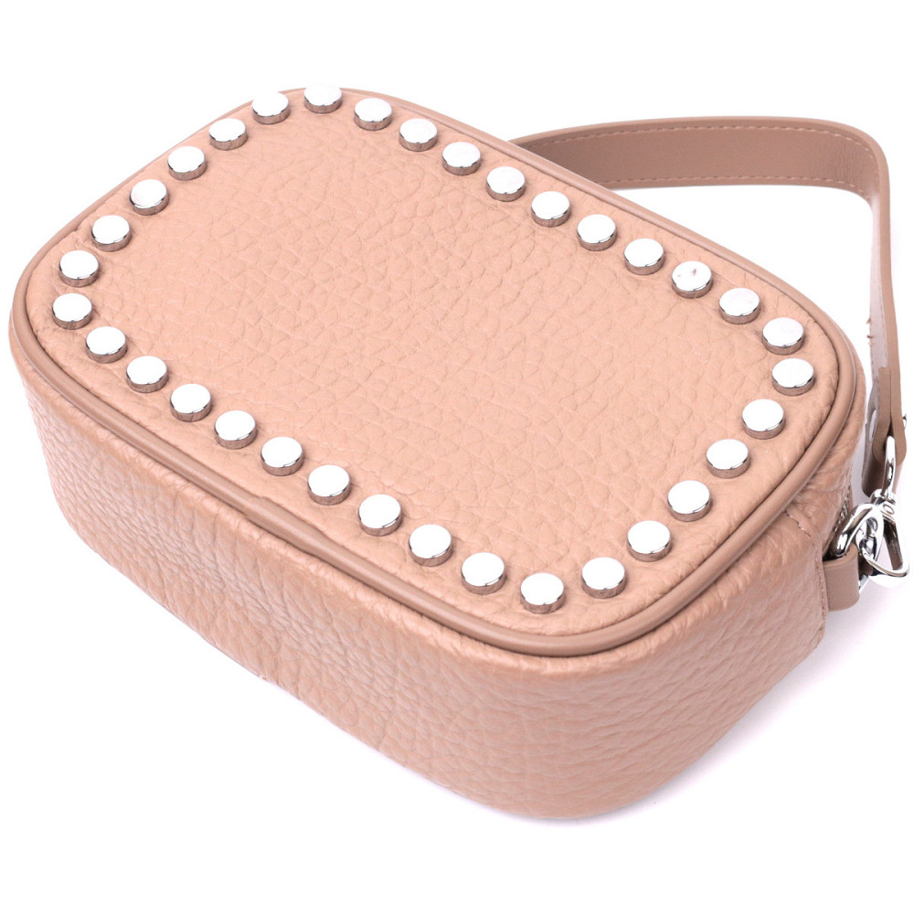 Женская кожаная сумка декорированная металлическими кнопками Vintage 22335 Бежевая Киев - изображение 5