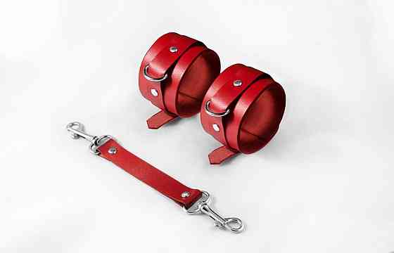 Наручники Feral Feelings - Hand Restraints, натуральна шкіра, червоні Sex Aura Київ
