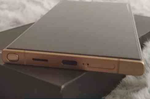 Смартфон Samsung Galaxy S24 Ultra 5G 1Tb. Киев