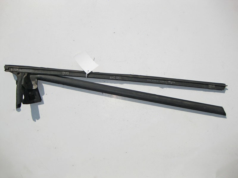 Mercedes-Benz  A2197200224 Ущільнювальна планка скла передніх правих дверей CLS C219 Одесса - изображение 2