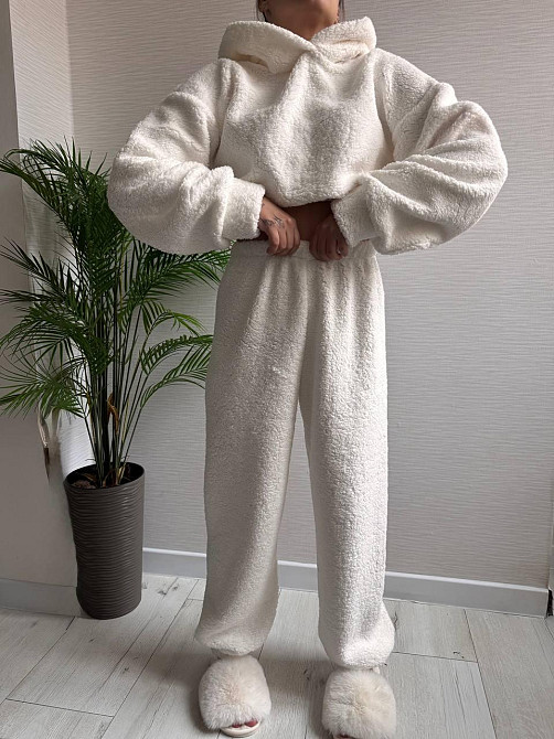 Жіноча стильна домашня плюшева піжама з вушками хутро тедді Одеса - фото 1