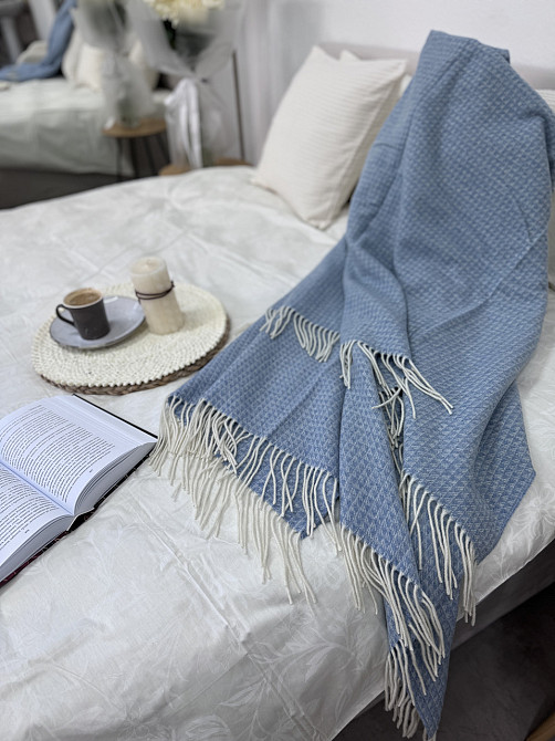 Vladi Плед Vladi 140х200 см Familia із супертонкої вовни з кашеміром Новозеландський блакитний Коломия - фото 1