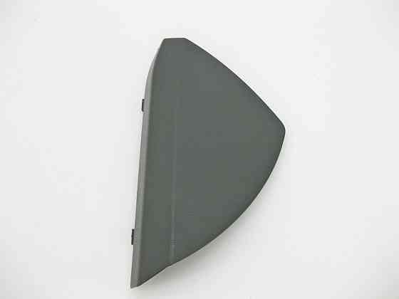 Mercedes-Benz  A2047231108 9051 Пластикова накладка - трикутник чорний передньої лівої дверної карти C-Class W204 Одеса