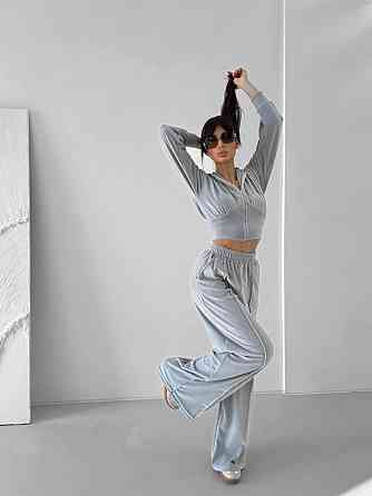 Женский прогулочный костюм двойка: кофта на молнии и брюки из велюра Одесса