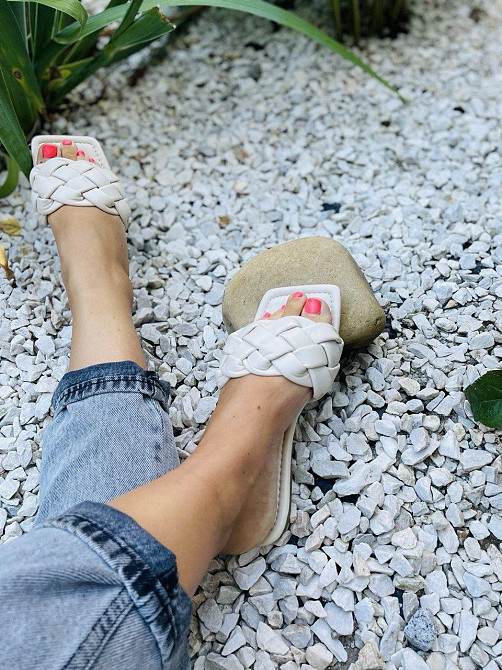 YES MILE Шльопанці жіночі, штучна шкіра, на плоскій підошві бежеві літні YES MILE SS-101 р. 36- Коломия - фото 7