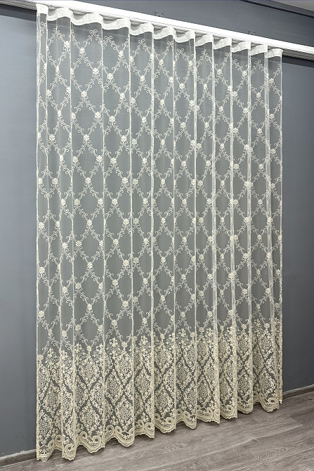 Тюль VR-Textil 1682т Фатин с вышивкой Молочный 300х270 см (42-0730) Киев - изображение 3