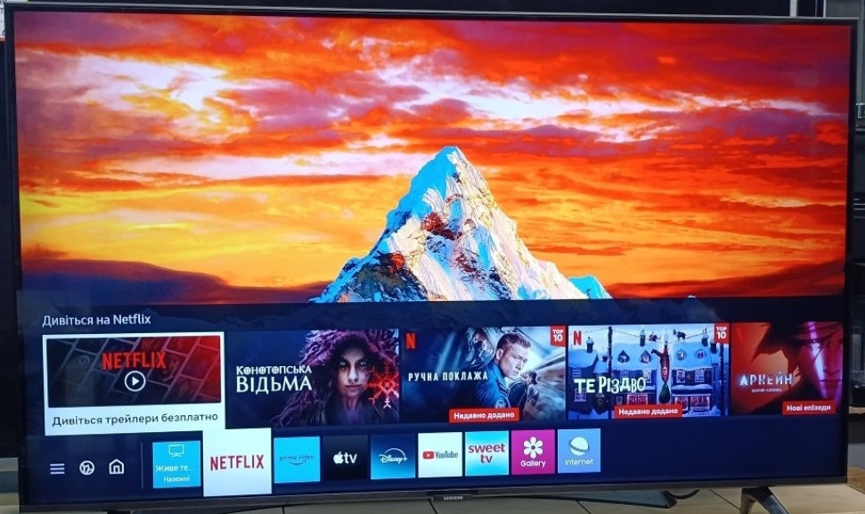 Телевизор Samsung 43