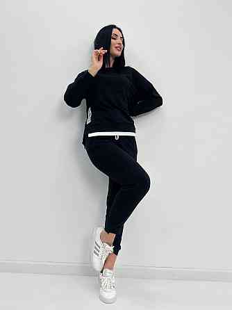 Трикотажный костюм-двойка 