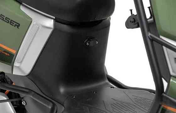 Електроскутер CR-13 PRO 2000ВТ 76.8V 30Ah літій-залізо-фосфатним акб. Харків