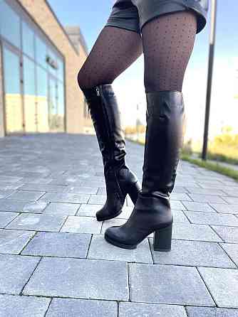 Valiente Чоботи жіночі VALIENTE чорні натуральна шкіра висота 41см обхват 35-38см каблук 8см (2 Коломия