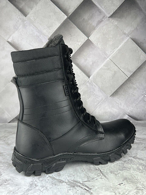 Тактические мужские зимние водонепроницаемые берцы теплые армейские берцы с мехом прошиты и проклеены черные Львов - изображение 3
