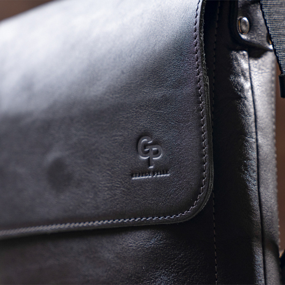 Сумка месенджер в гладкій шкірі GRANDE PELLE 11333 Чорна Київ - фото 2