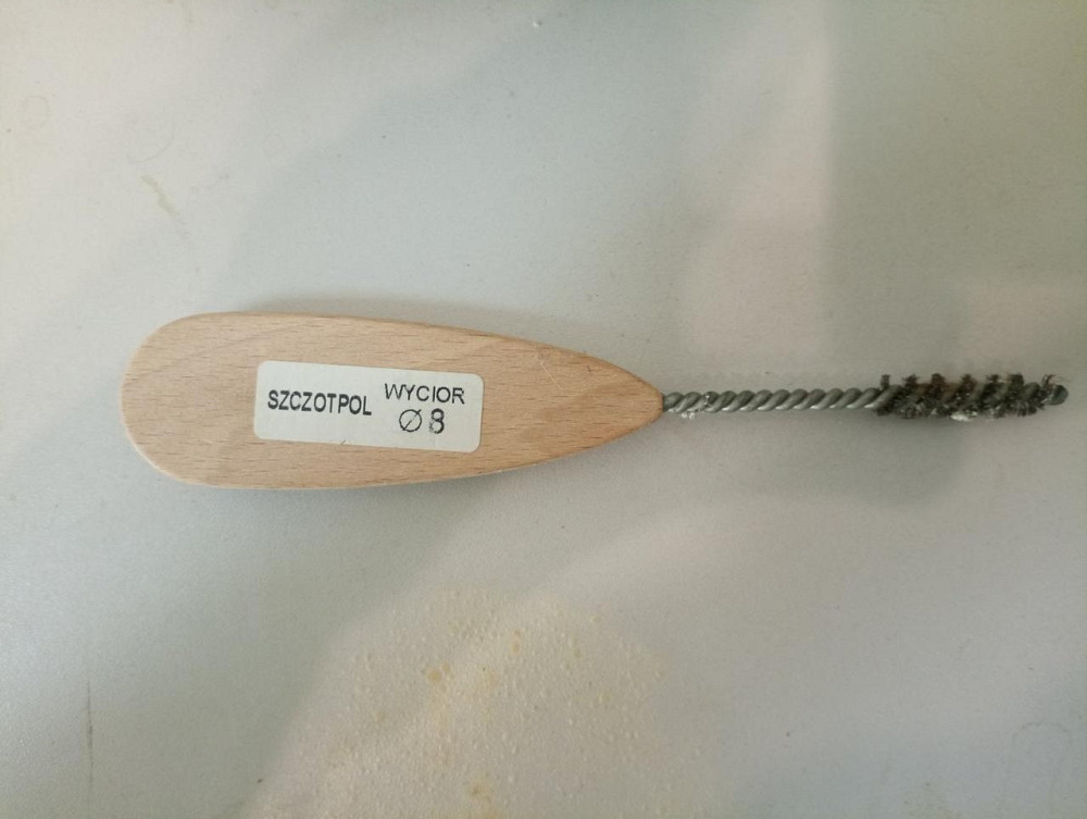 Йоржик дротяний жорсткий N508 з дерев'яною ручкою загальною довжиною 160мм довжиною йоржика 30мм діаметром 8мм Київ - фото 2