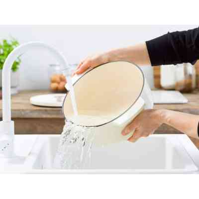 Кастрюля KitchenAid чавунна з кришкою 5,2 л Мигдалевий крем (CC006059-001) Винница