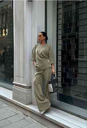 Женский прогулочный костюм двойка: кофта и штаны со стразами коттон 42, Оливковый Одесса