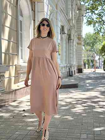 Летнее платье миди свободного кроя 